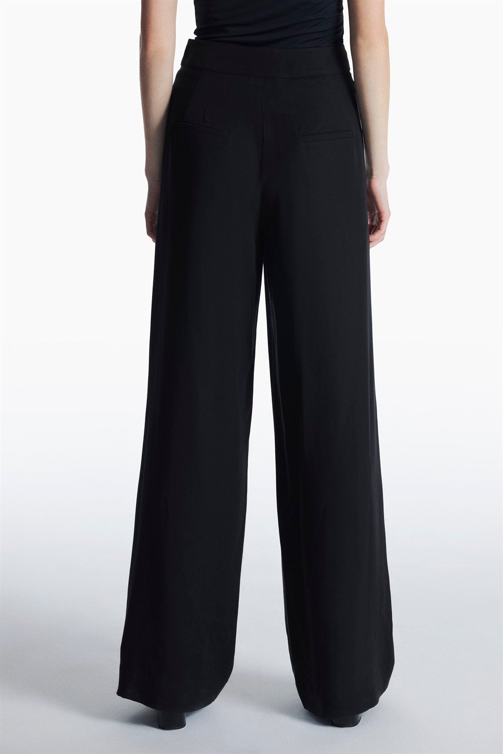 Haruna trousers // black tencel